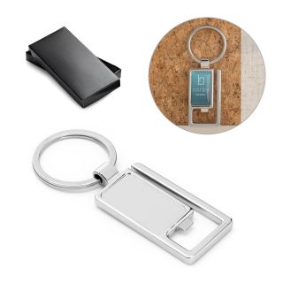 CHAVEIRO EM METAL COM ABRIDOR DE GARRAFAS