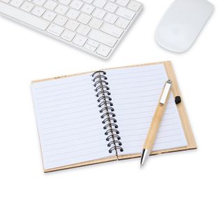 CADERNETA EM BAMBU COM CANETA